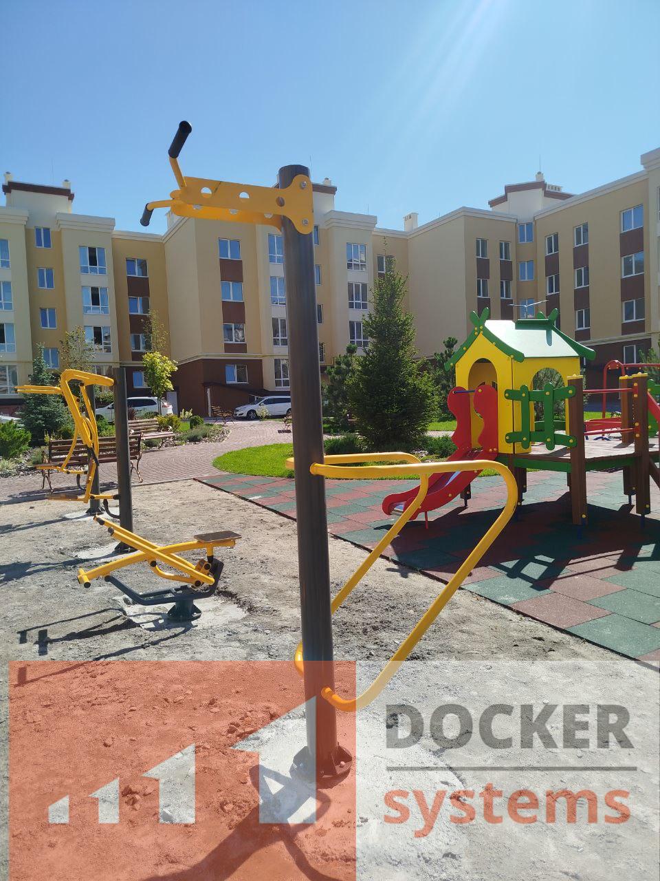 photo_2025-08-29_16-18-40 | Docker Systems LLC Бруси-Турник